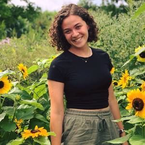 Meet your Posher, Elissa